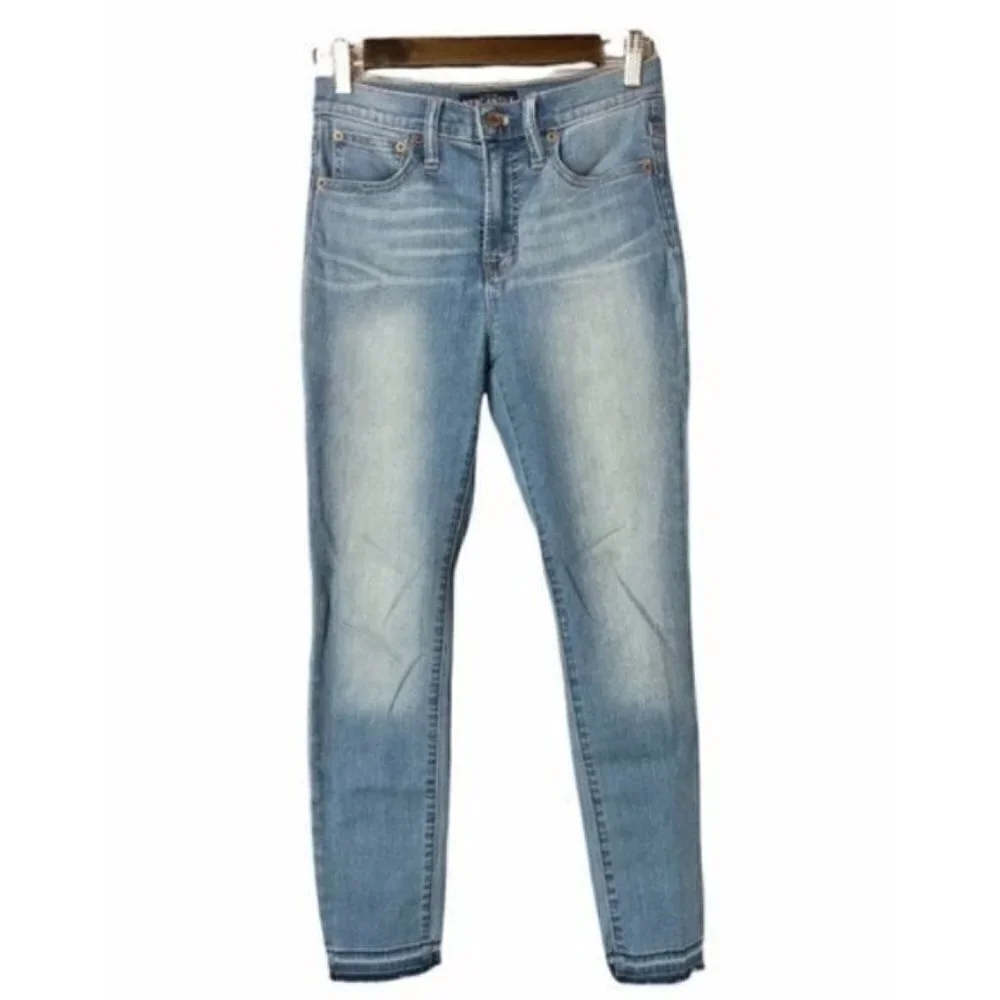 J. Crew Mercantile High Rise Raw Hem Light Wash Skinny Jeans‎ 25